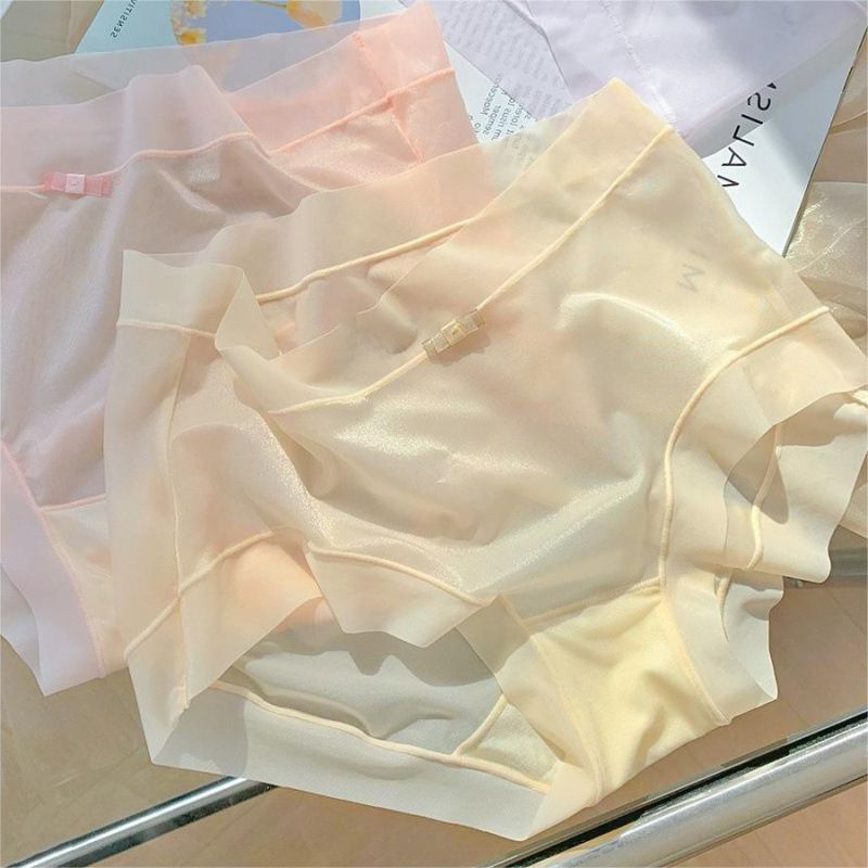 Japanese pure desire cool sense of comfort breathable scarless mask pants skin-friendly girls ice silk new girls triangle panties
